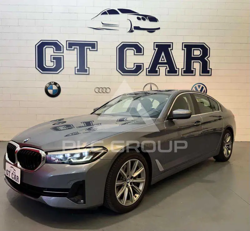 2021 BMW 530