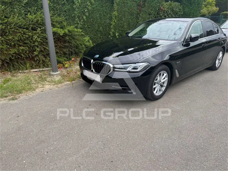 2021 BMW 530