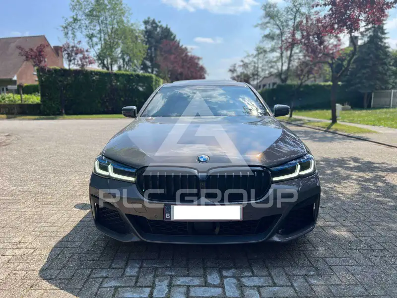 2021 BMW 530