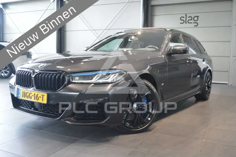 2021 BMW 530