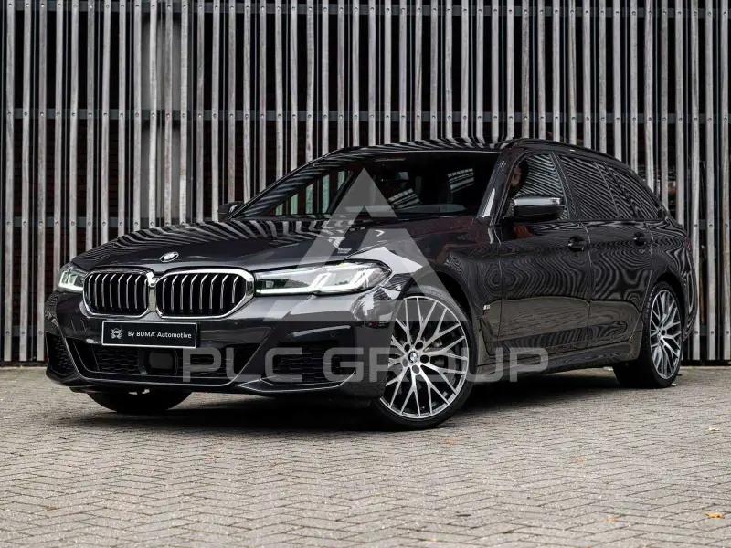 2021 BMW 530