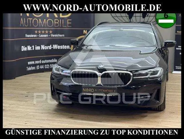 2021 BMW 530