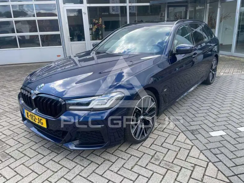 2021 BMW 530