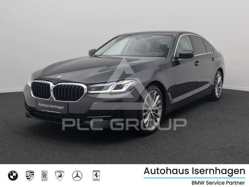 2021 BMW 530