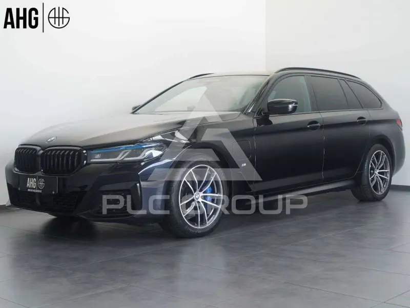 2021 BMW 530
