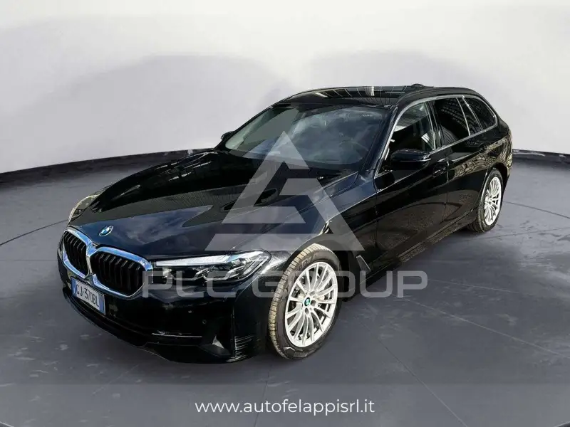 2021 BMW 530