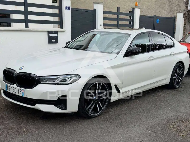 2021 BMW 530