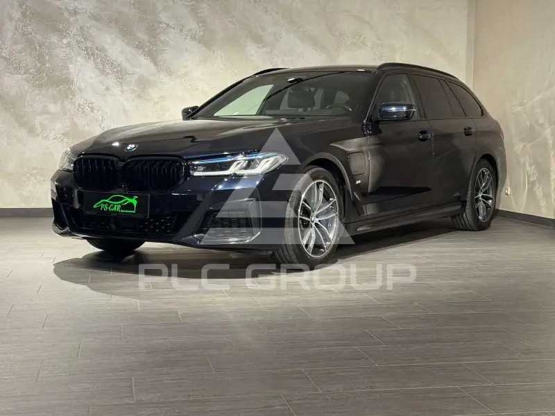2021 BMW 530