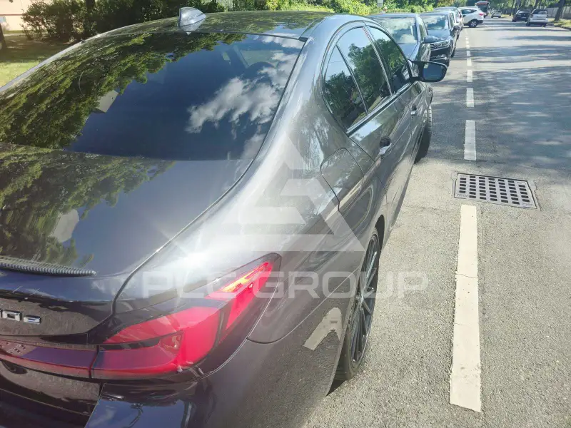 2021 BMW 530
