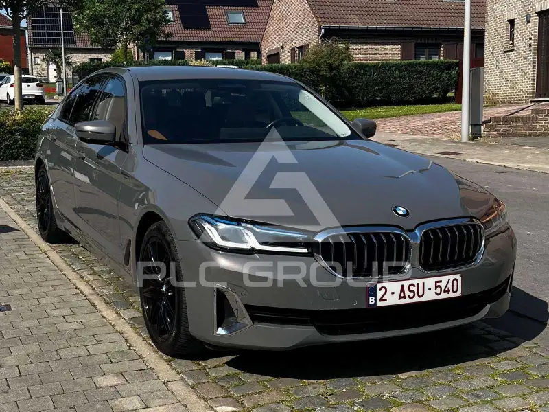 2021 BMW 530