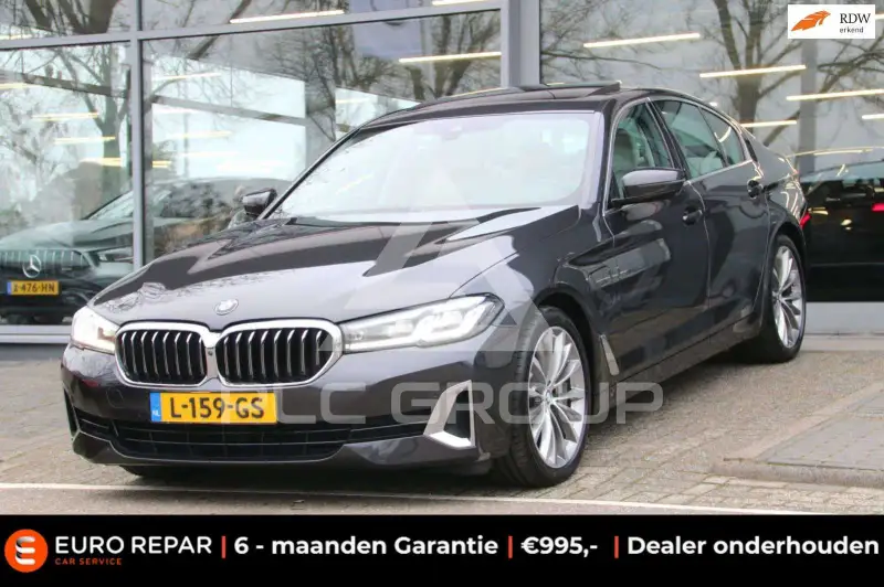 2021 BMW 530
