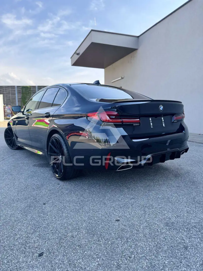2021 BMW 530