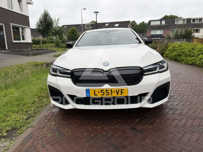 2021 BMW 530