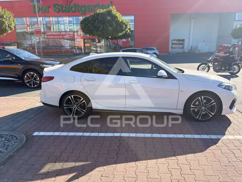 2021 BMW 218