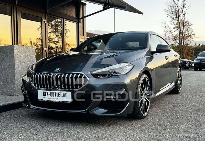 2021 BMW 218