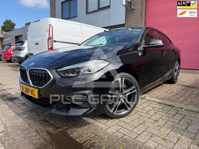 2021 BMW 218