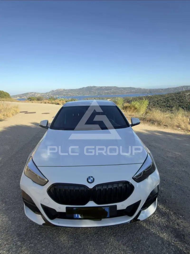 2021 BMW 218