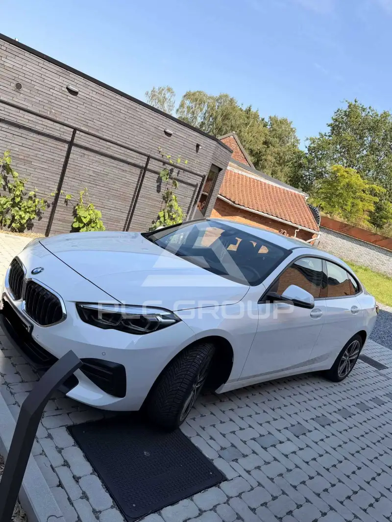 2021 BMW 218