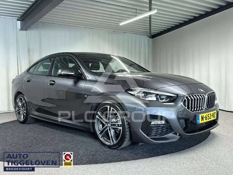 2021 BMW 218