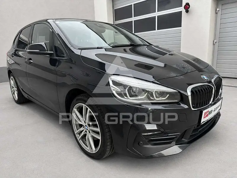 2021 BMW 218