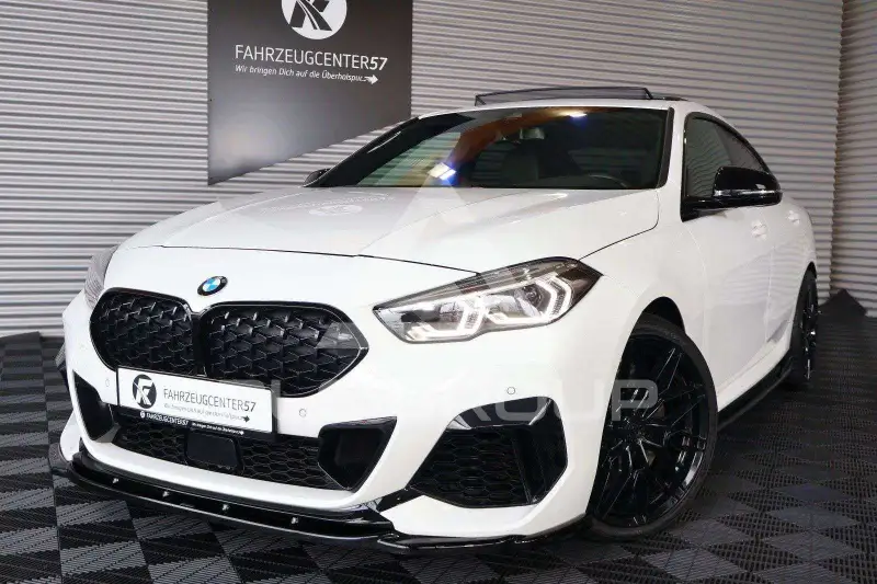 2021 BMW 235