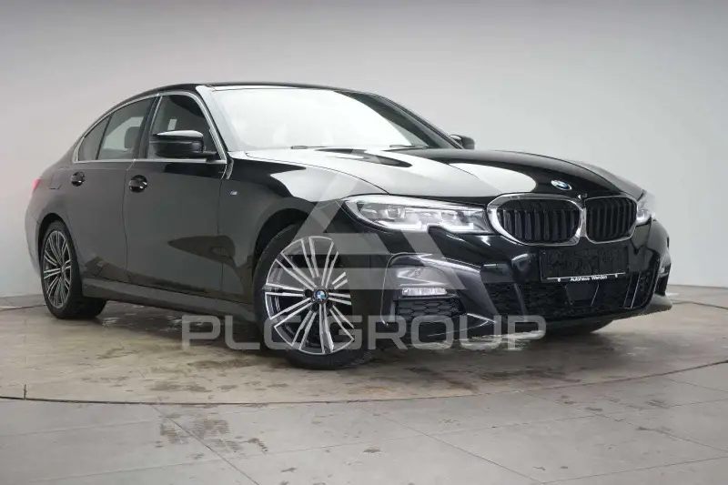 2021 BMW 320