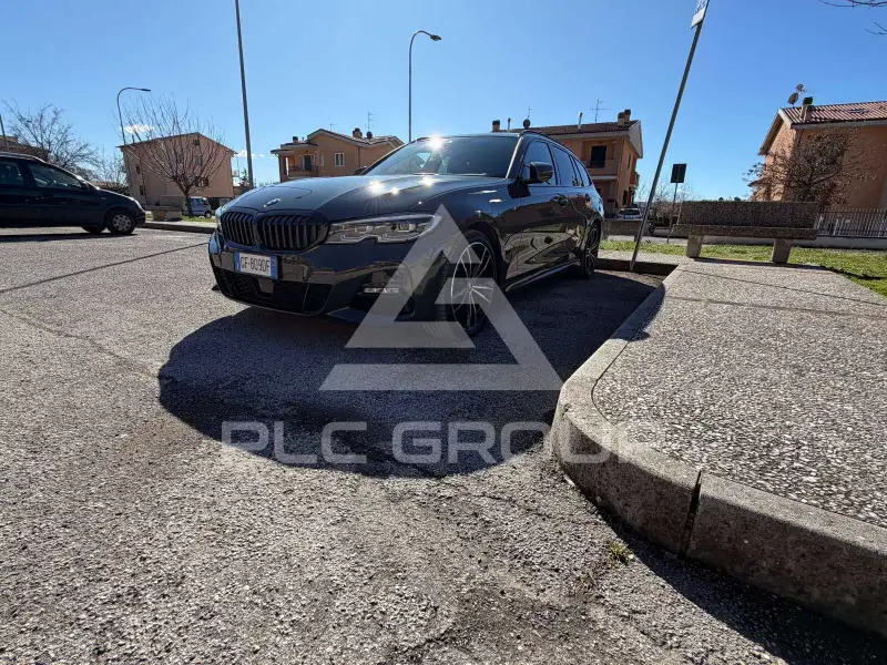 2021 BMW 320