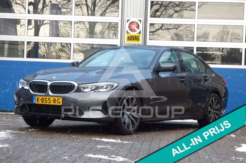2021 BMW 320