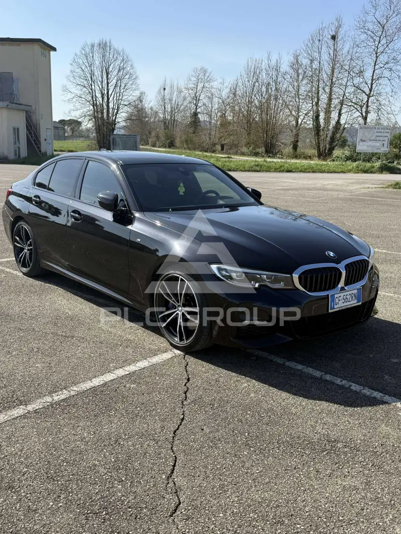 2021 BMW 320