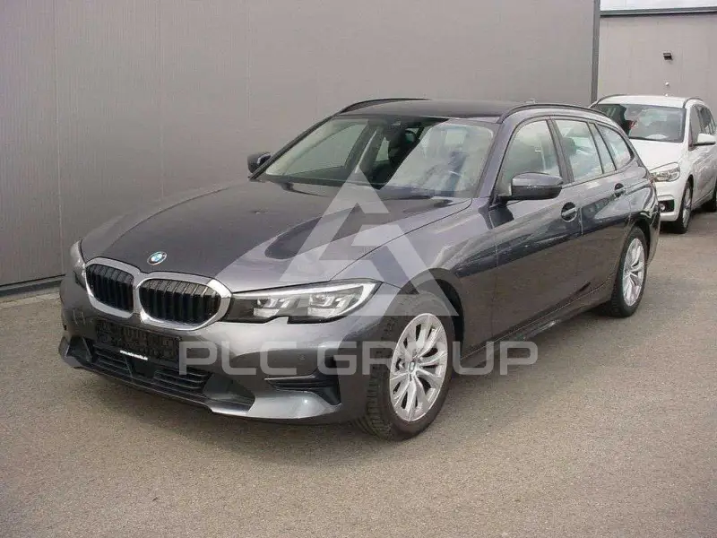 2021 BMW 320