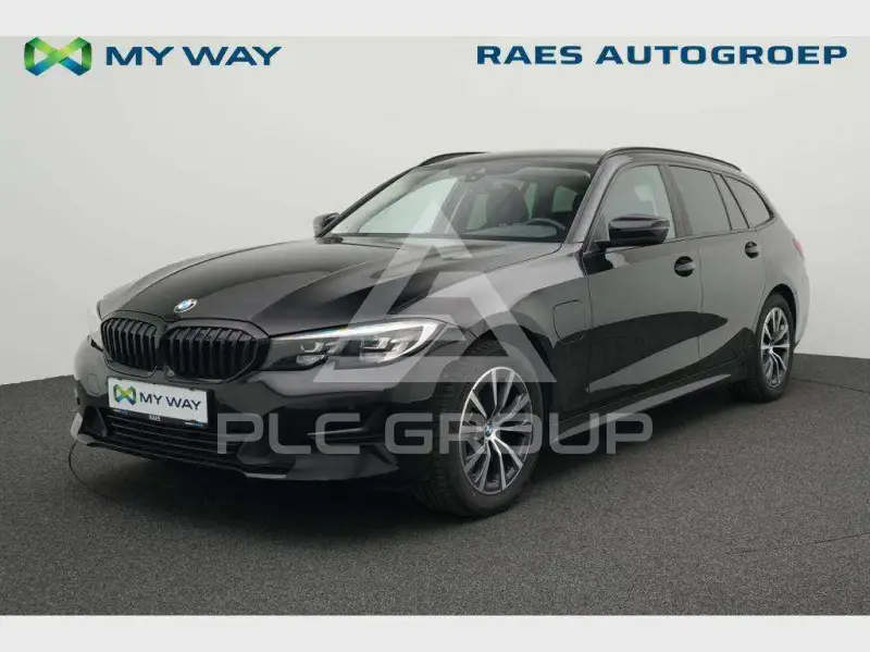 2021 BMW 320