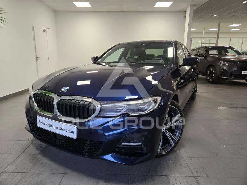 2021 BMW 320