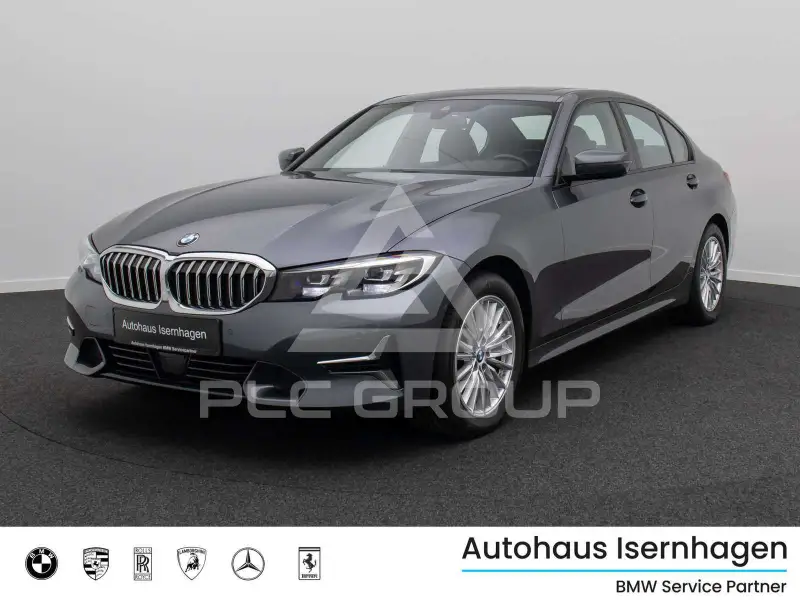2021 BMW 320