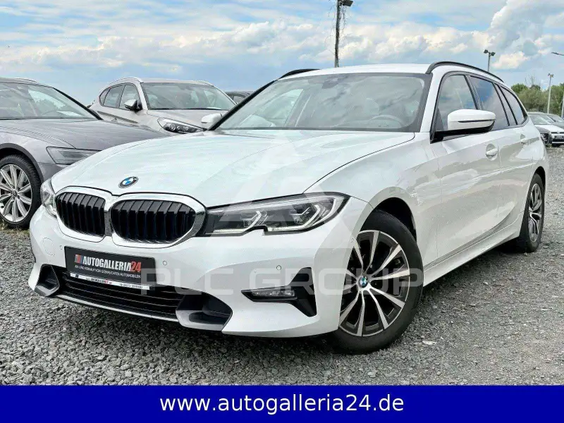 2021 BMW 320