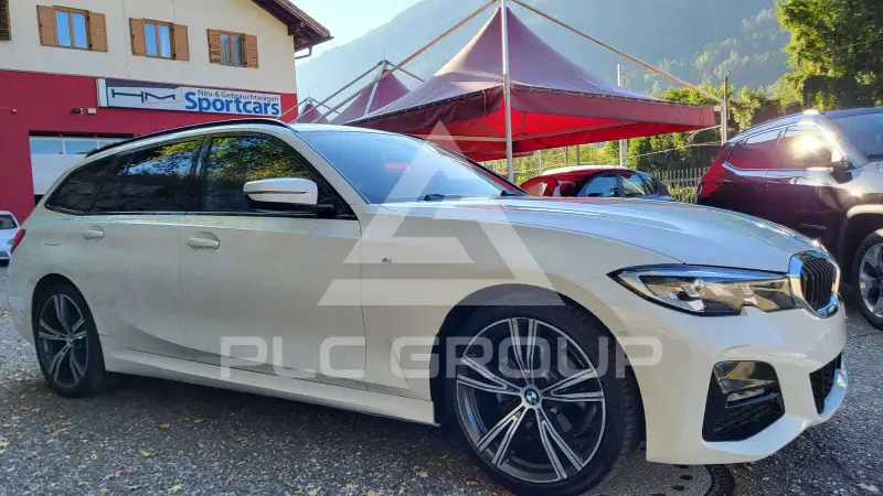 2021 BMW 320