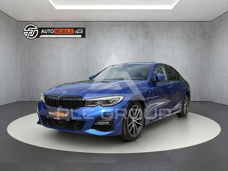2021 BMW 320