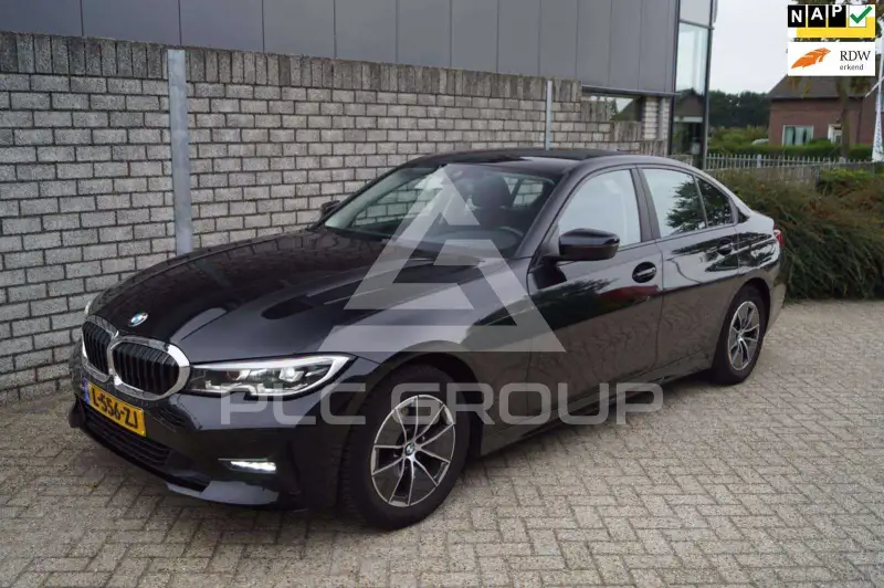 2021 BMW 320