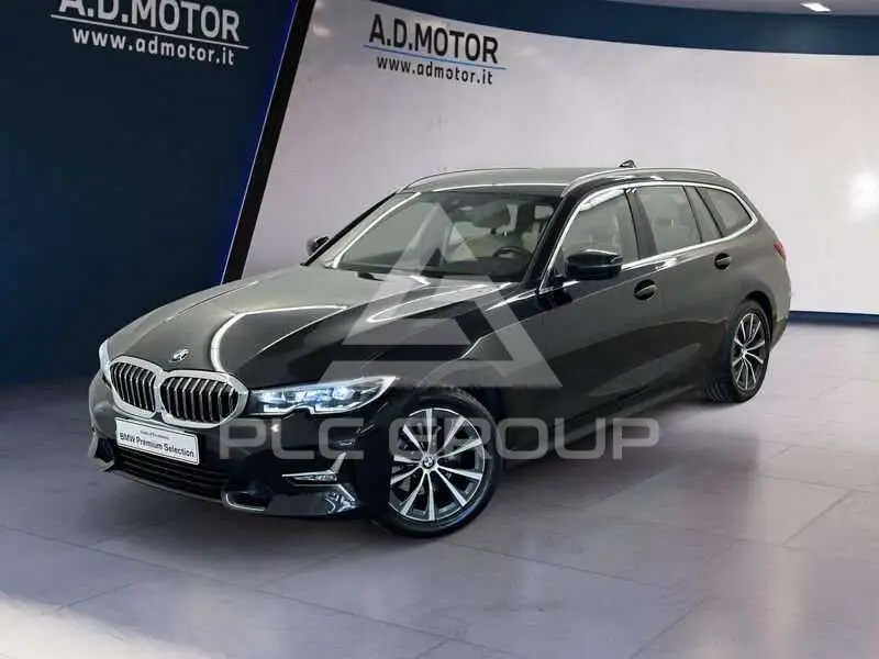 2021 BMW 320