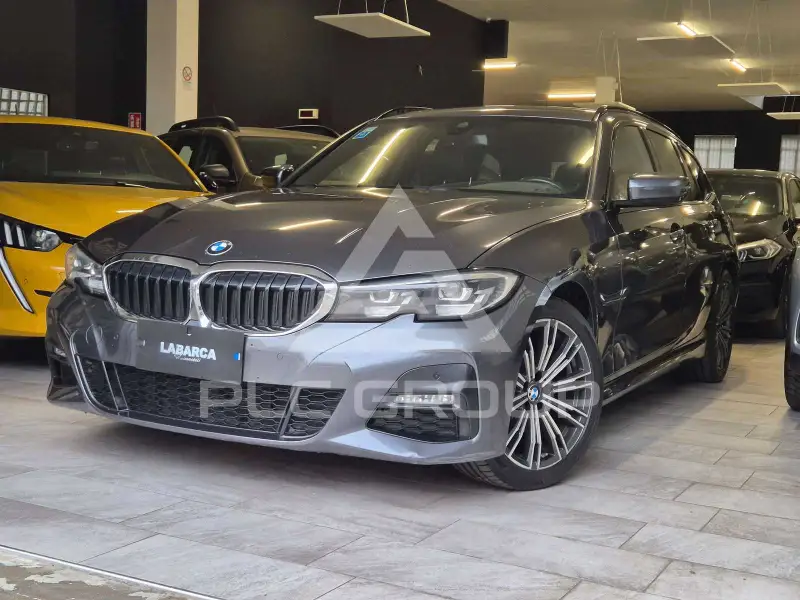 2021 BMW 320