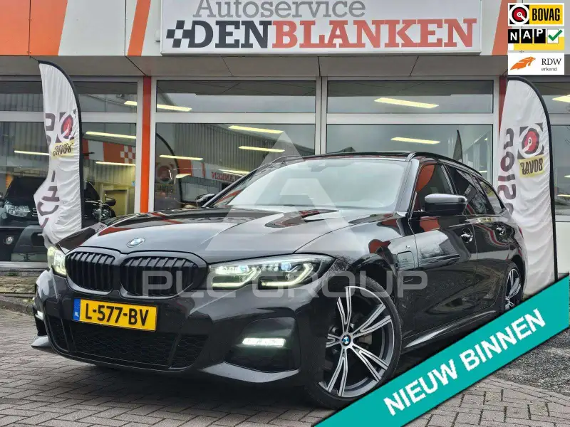 2021 BMW 320