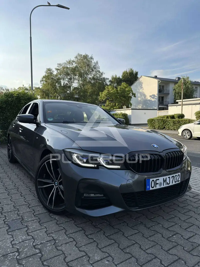 2021 BMW 320