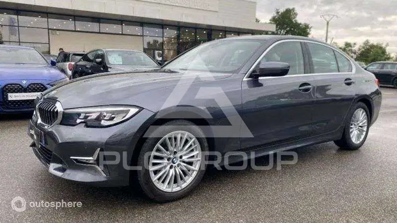 2021 BMW 320
