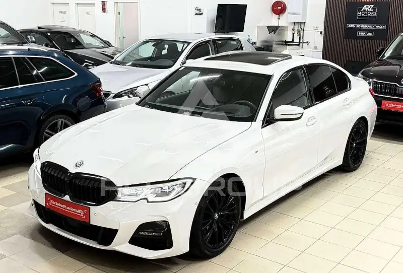 2021 BMW 330