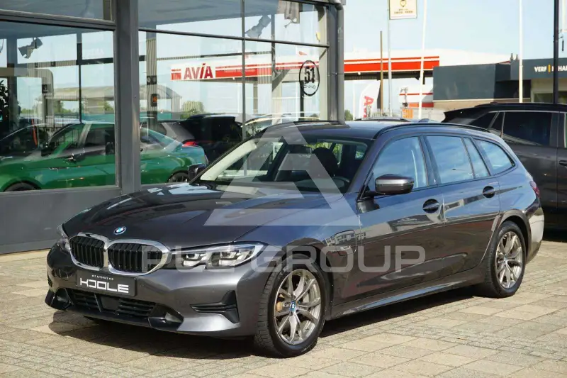 2021 BMW 330