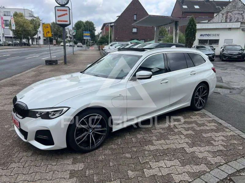 2021 BMW 330