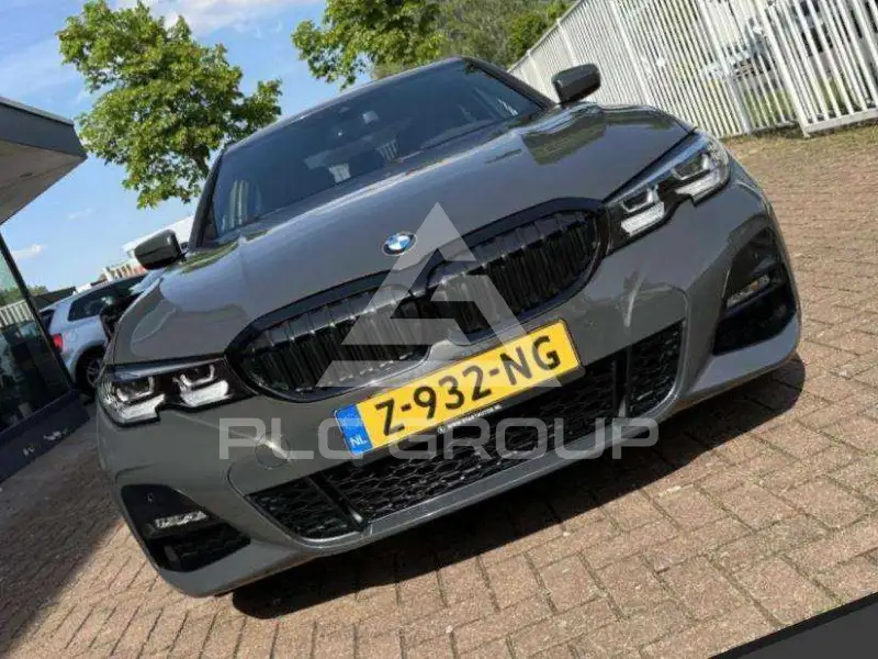 2021 BMW 330
