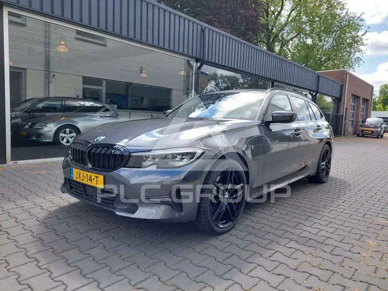 2021 BMW 330