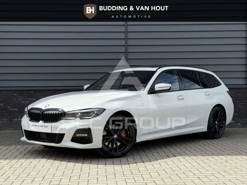 2021 BMW 330