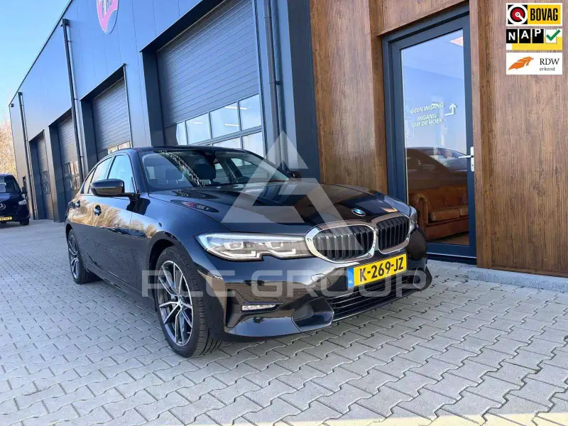 2021 BMW 330