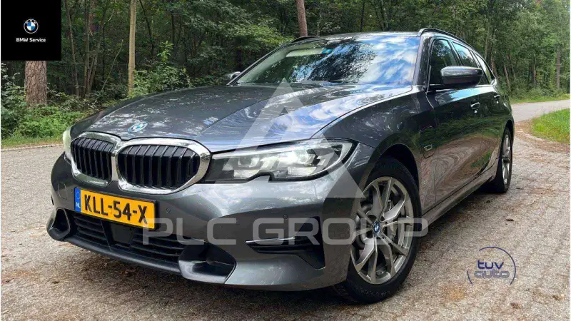 2021 BMW 330